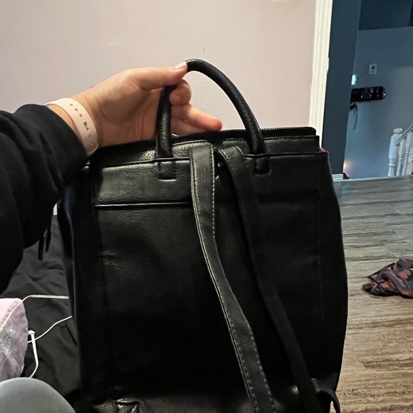 Matt & nat backpack purse - Picture 4 of 4